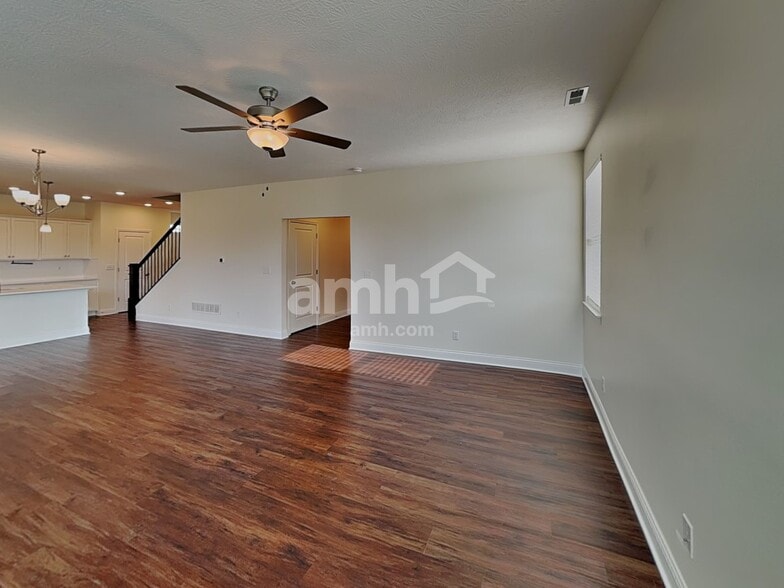 Building Photo - 8060 Rapala Ln