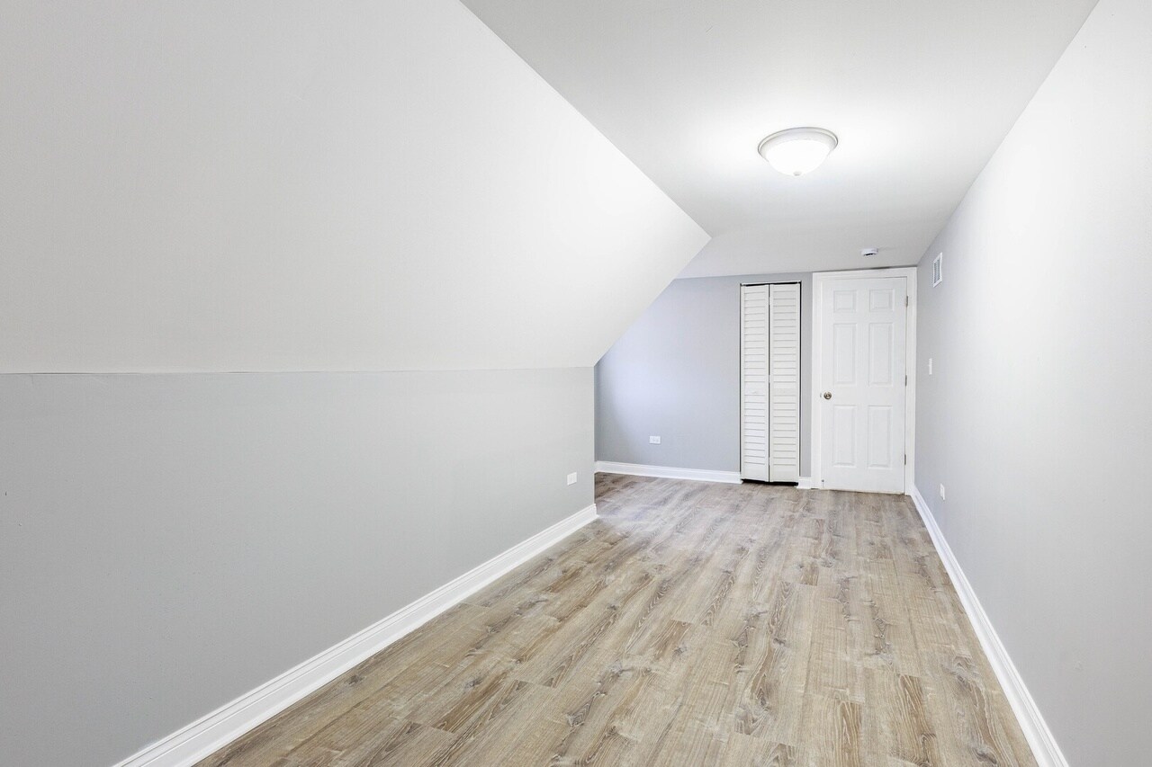 Building Photo - 2800 S Saint Louis Ave