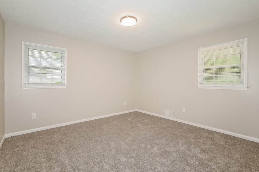 Building Photo - 4447 Casco Way NW