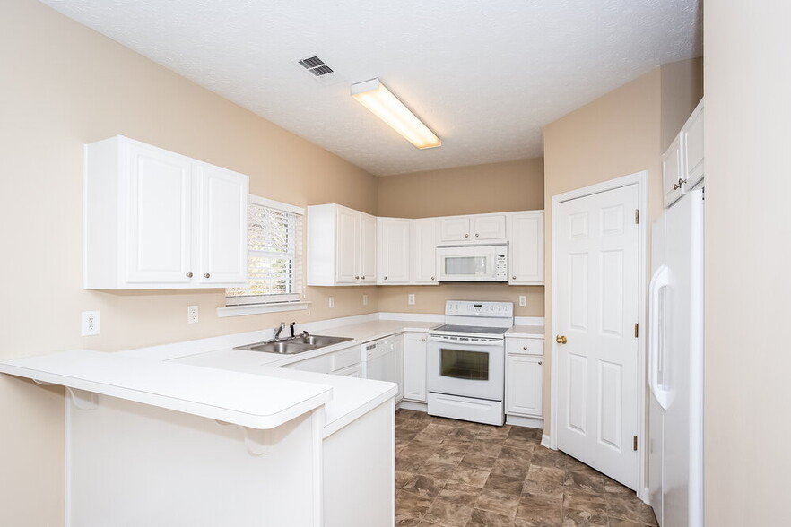 Building Photo - 218 Prescott Ct