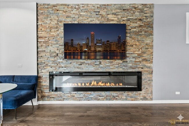 Building Photo - 4402 S Prairie Ave