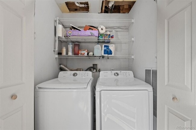 Building Photo - 1438 Laurette Dr