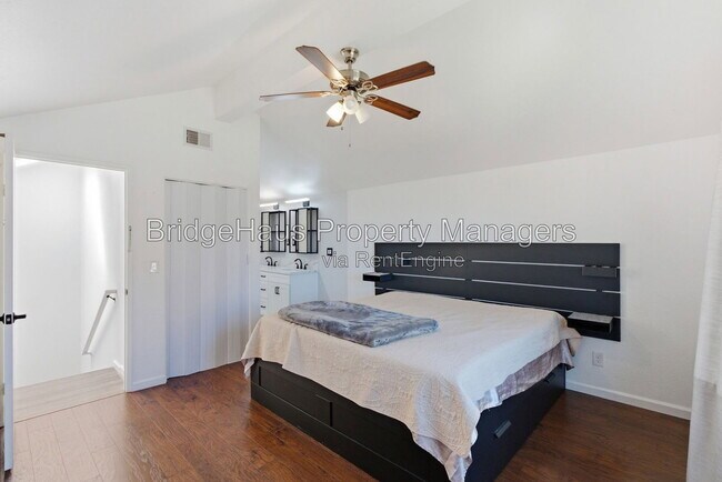 Building Photo - 7328 Tooma St