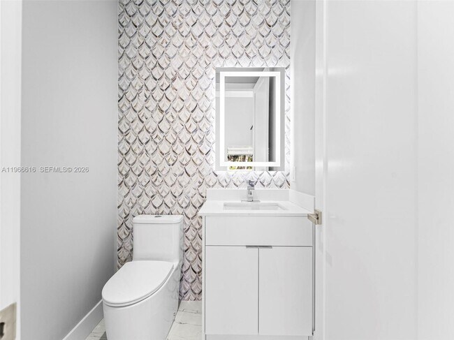 Building Photo - 17902 SW 149th Ct