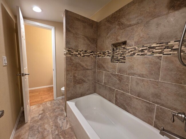 Building Photo - Cozy Condo In Pinon Sun Condominium!!!!