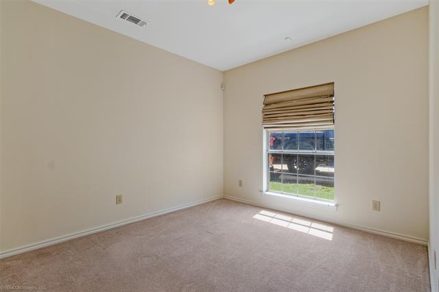 Building Photo - 119 Paige Ln