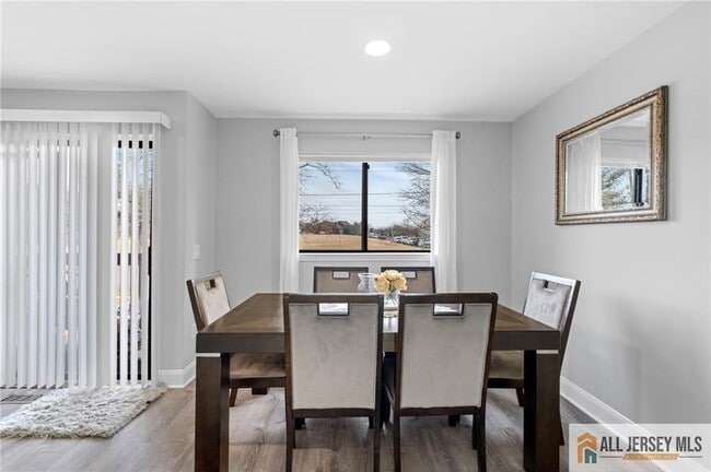 Building Photo - 3001 Revere Ct