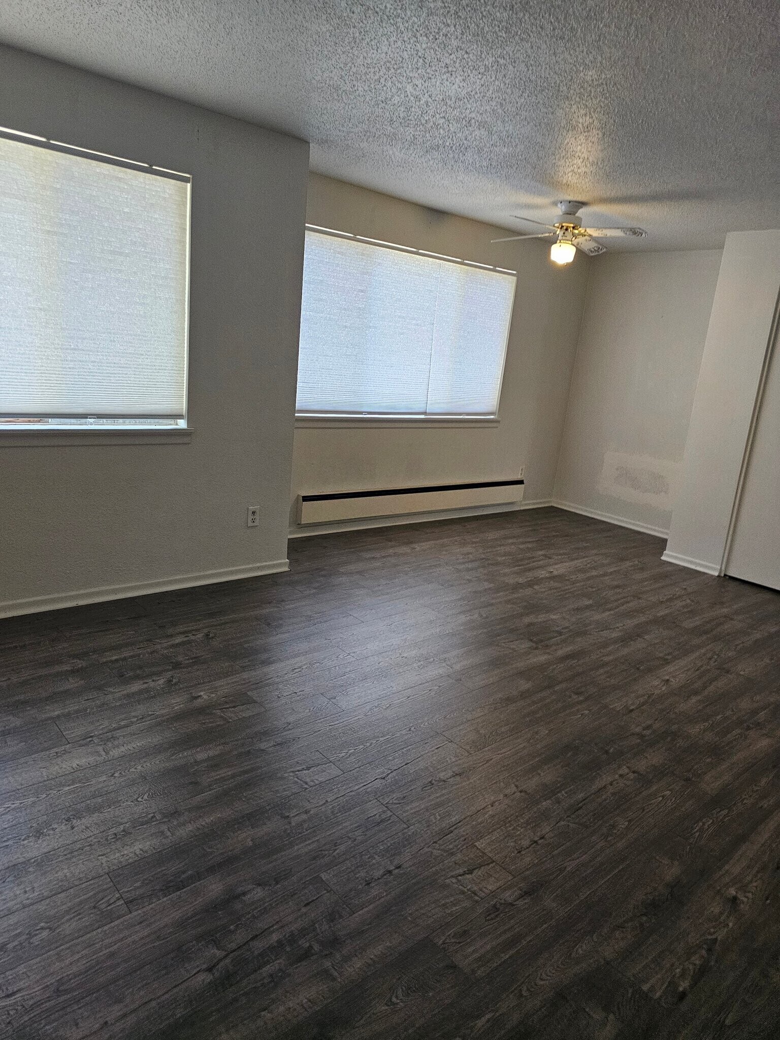 Building Photo - 7519 Lakewood Dr W