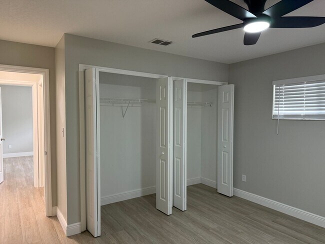 Building Photo - Completely Remodeled