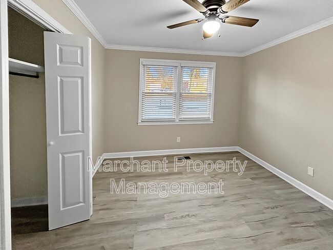 Building Photo - 105 Sexton St