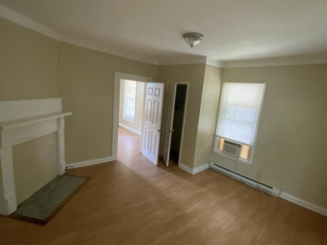Building Photo - 1402 Harrison Ave