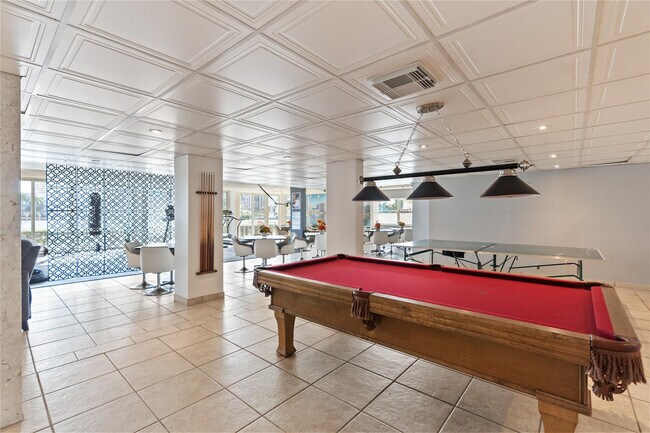 Building Photo - 121 Golden Isles Dr