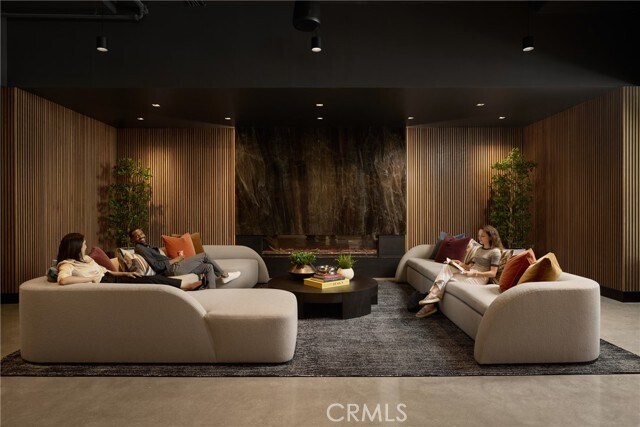 Building Photo - 21010 Erwin St