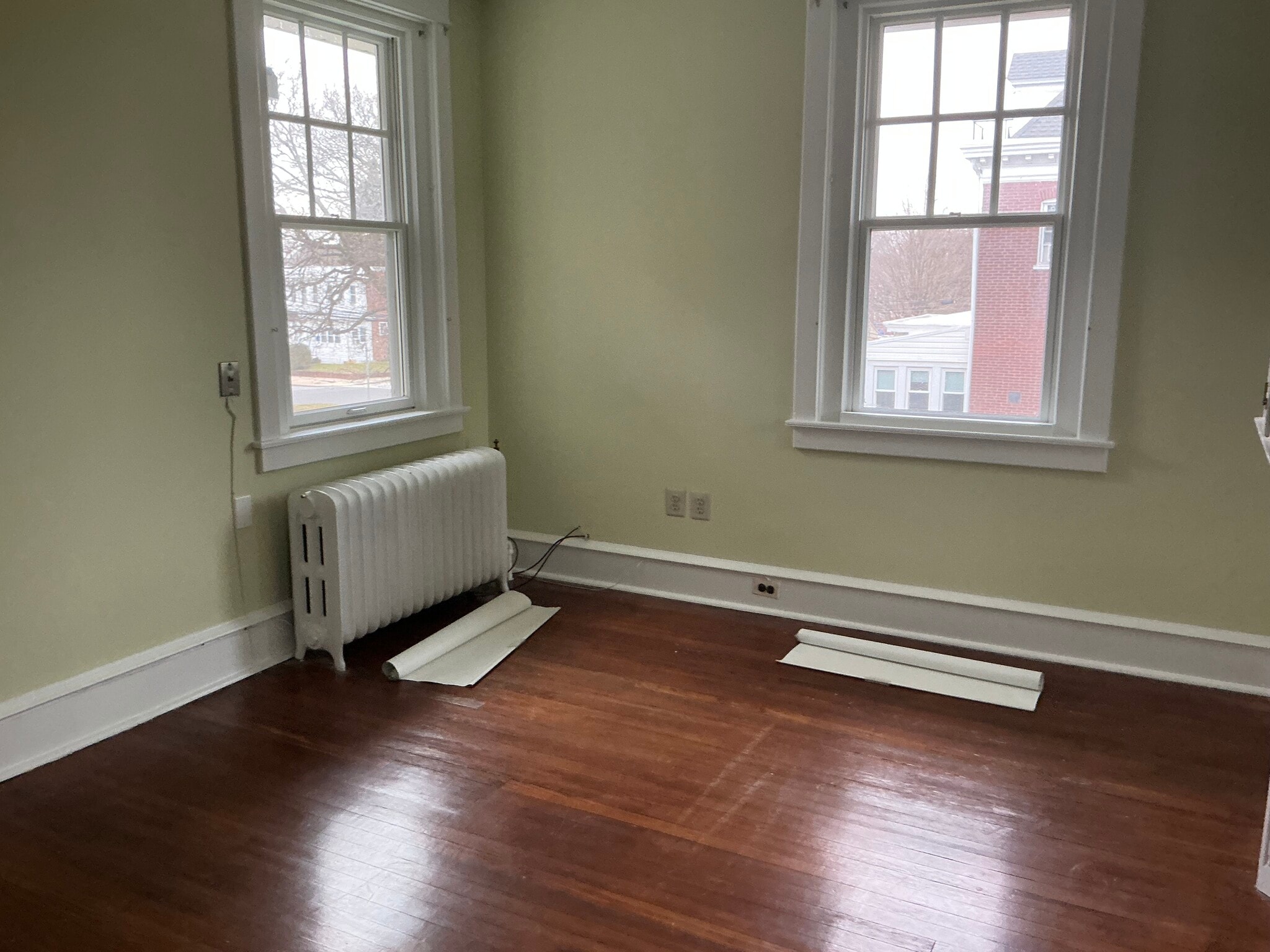 Back bedroom - 303 E 19th St