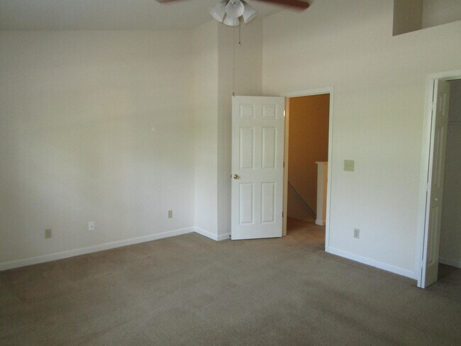 Building Photo - 655 Archdale Dr