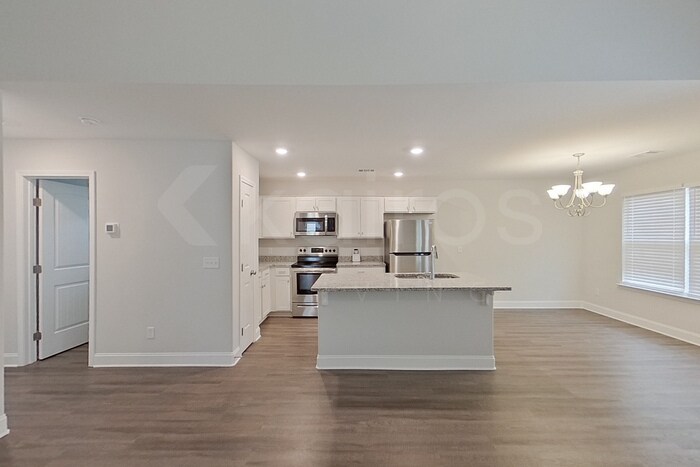 Building Photo - 106 Western Red Cedar Dr