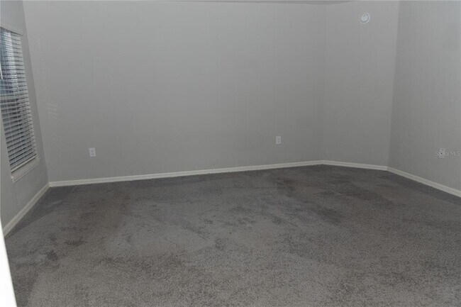 Building Photo - 213 Talladega Ln