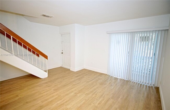 Building Photo - 17425 NW 67th Pl