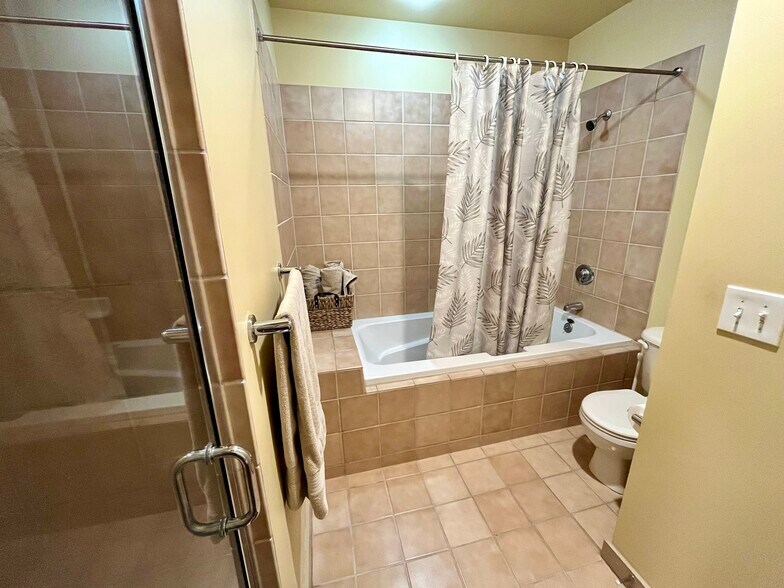 Master Bathroom - 275 S Harrison St
