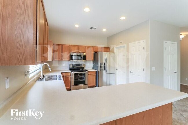 Building Photo - 15309 N 137th Ln