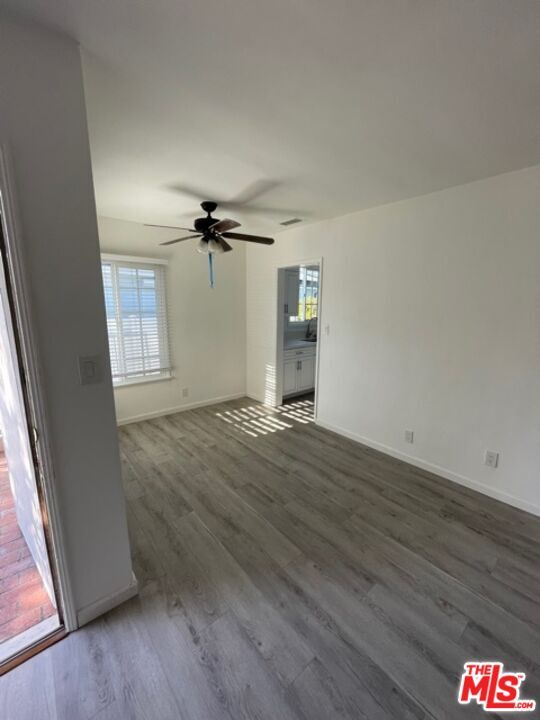 Building Photo - 5346 Rhea Ave