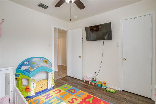 Building Photo - 6612 Meadow Way Ln