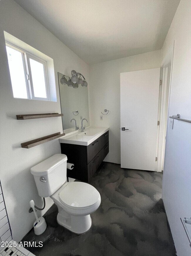 Building Photo - 3416 N 37th St