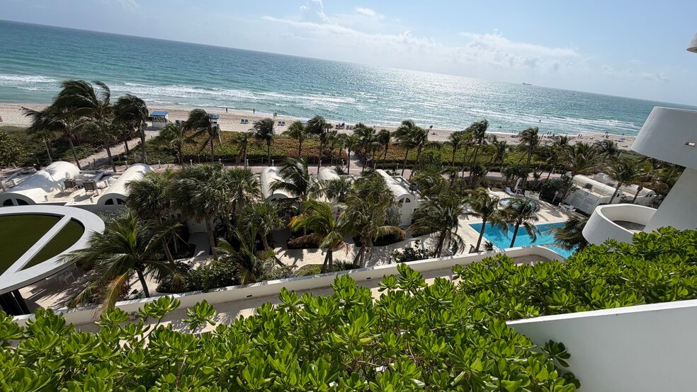 Building Photo - 6365 Collins Ave