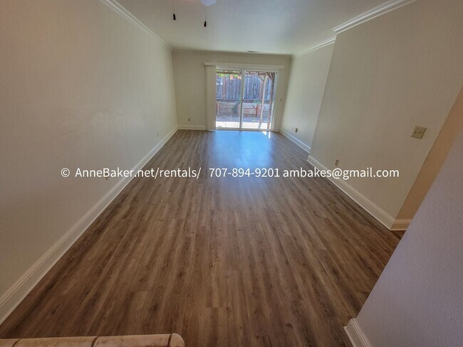 Building Photo - 217 Elbridge Ave