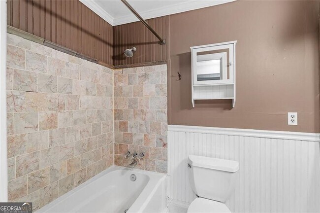 Building Photo - 2045 Brian Way