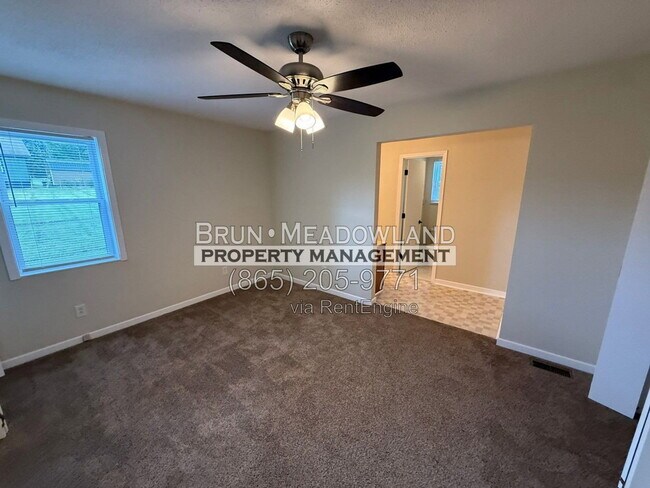 Building Photo - 103 Mapletree Ln