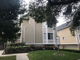 Building Photo - 53-57 N Chester Ave
