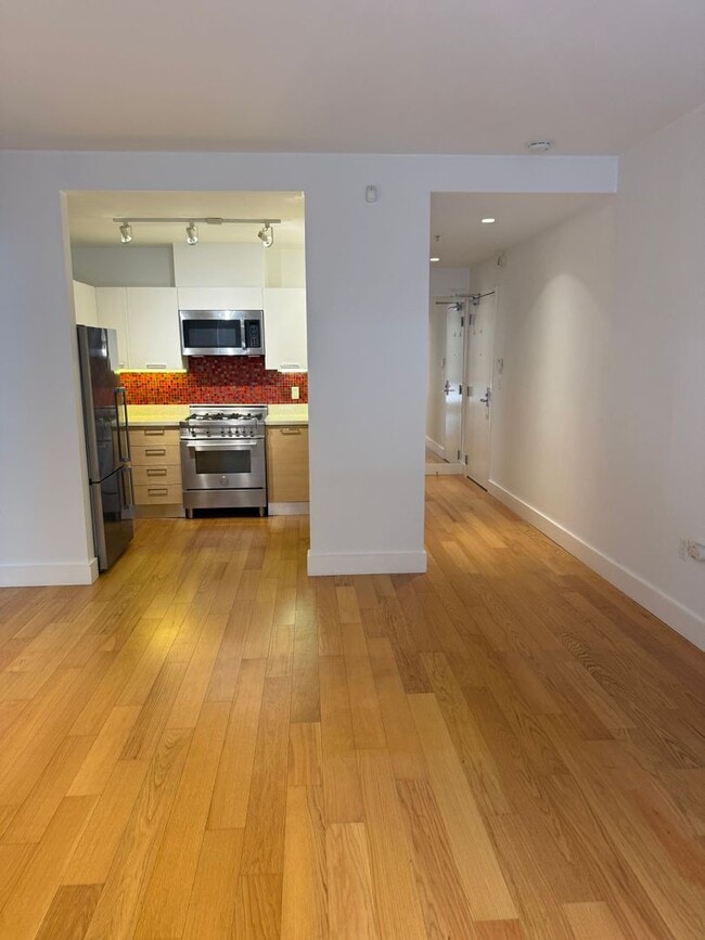 Building Photo - Quiet Rear-Unit in the Mission — Private Terrace, Garage, Roof Deck