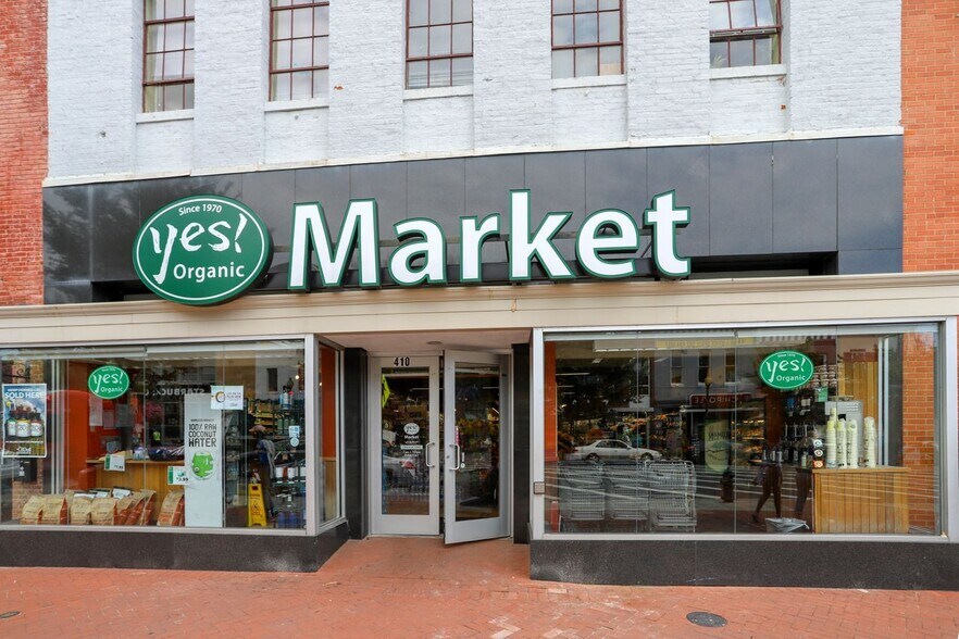 Building Photo - 1110 3rd St NE