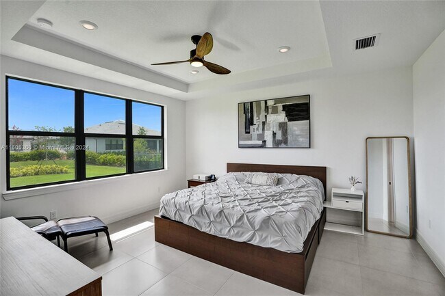 Building Photo - 4536 Silverwood Ln N