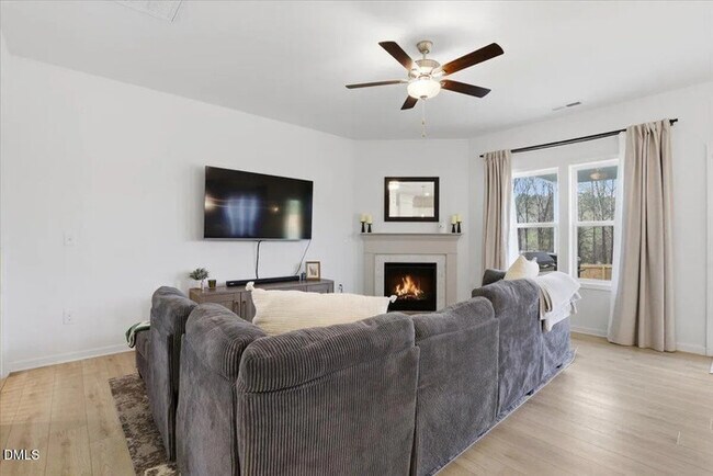 Building Photo - Earn Wealth While Leasing - Like a Homeowner - Lease to Own