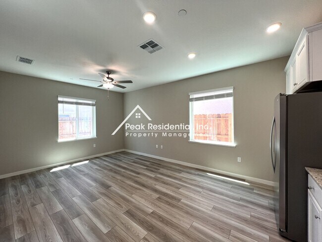 Building Photo - 2973 Bowery Ln