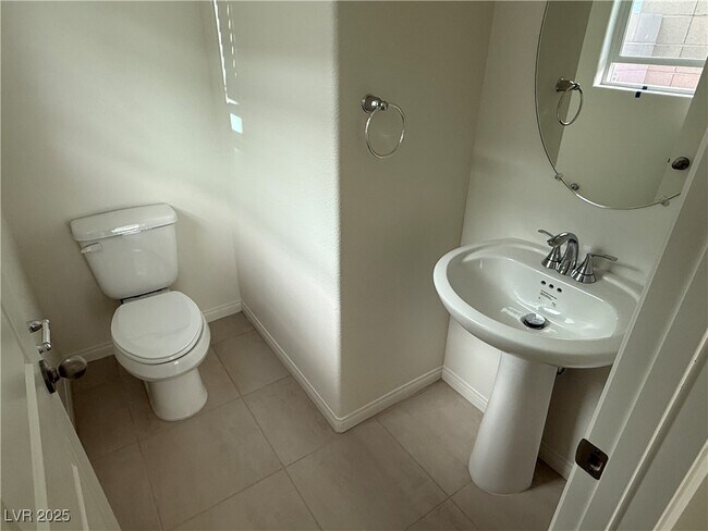 Building Photo - 5929 Violet Crown St