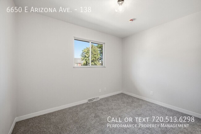 Building Photo - 6650 E Arizona Ave