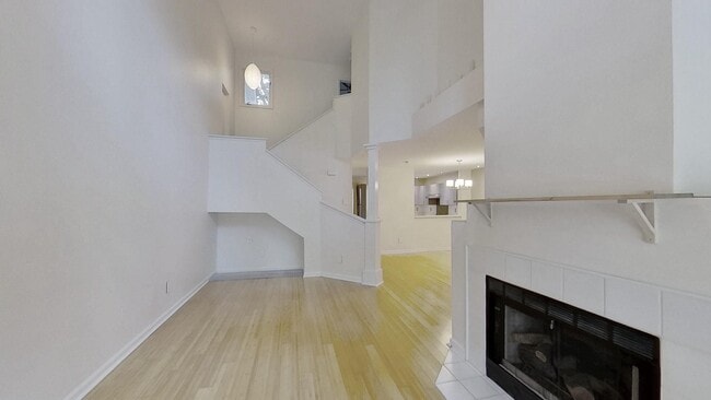 Building Photo - 3813 Carnegie Ln