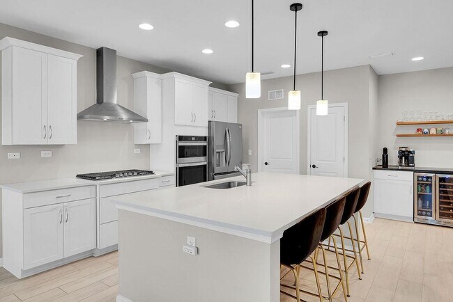 Building Photo - 161 Goldcrest Wy