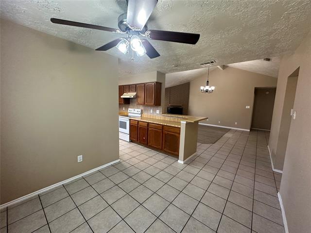 Building Photo - 4045 Cavalry Dr