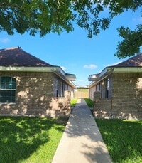 Building Photo - 2205 N Erica St