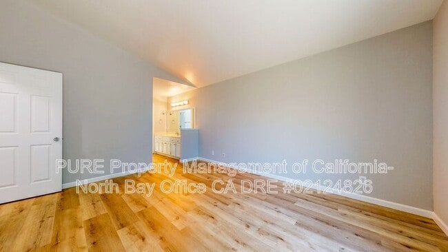 Building Photo - 1107 Navarro St