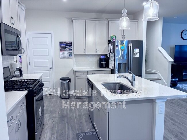 Building Photo - 1405 Chipping Dr