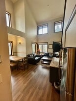 Building Photo - 1211 W Keystone Rd