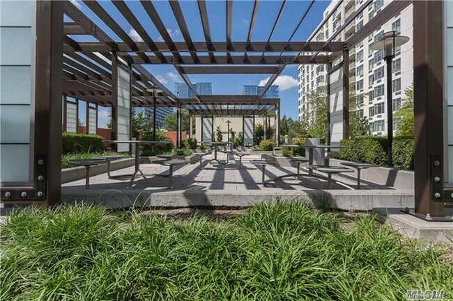 Building Photo - 40-22 College Point Blvd