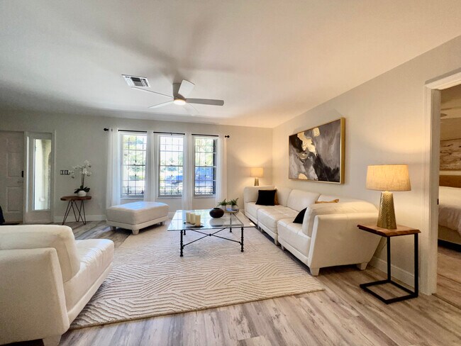 Building Photo - 5878 Tidewater Dr