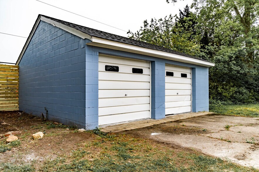 Building Photo - 3502 Oaklawn Blvd