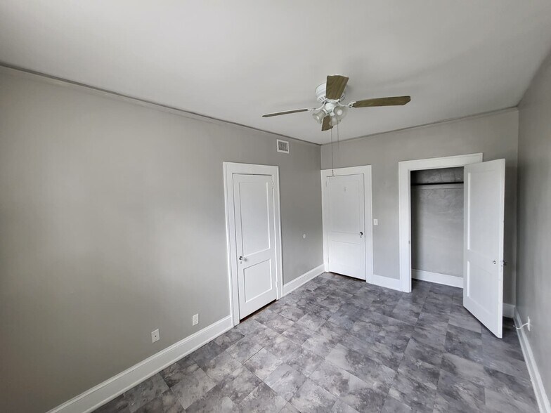 Building Photo - 1308 Willow Branch Ave